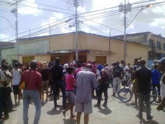 Militarizada Tucupita tras saqueos y protestas por falta de comida - Efecto Cocuyo