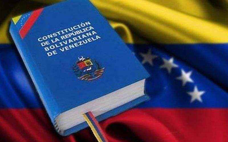 Deberes y derechos en la Constitución