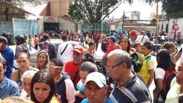 Director del Hospital Vargas desmintió a diputado sobre daños a instalaciones