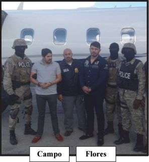 Campo y Flores con cuerpos de seguridad del Estado. Foto de los expedientes.