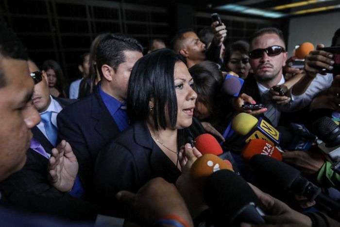 Destituyen a Narda Sanabria por ayudar a entrar a Harrington al MP