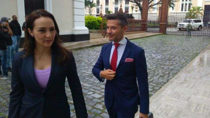Constituyente se atribuyó poderes del Parlamento venezolano Constituyente se atribuyó poderes del Parlamento venezolano