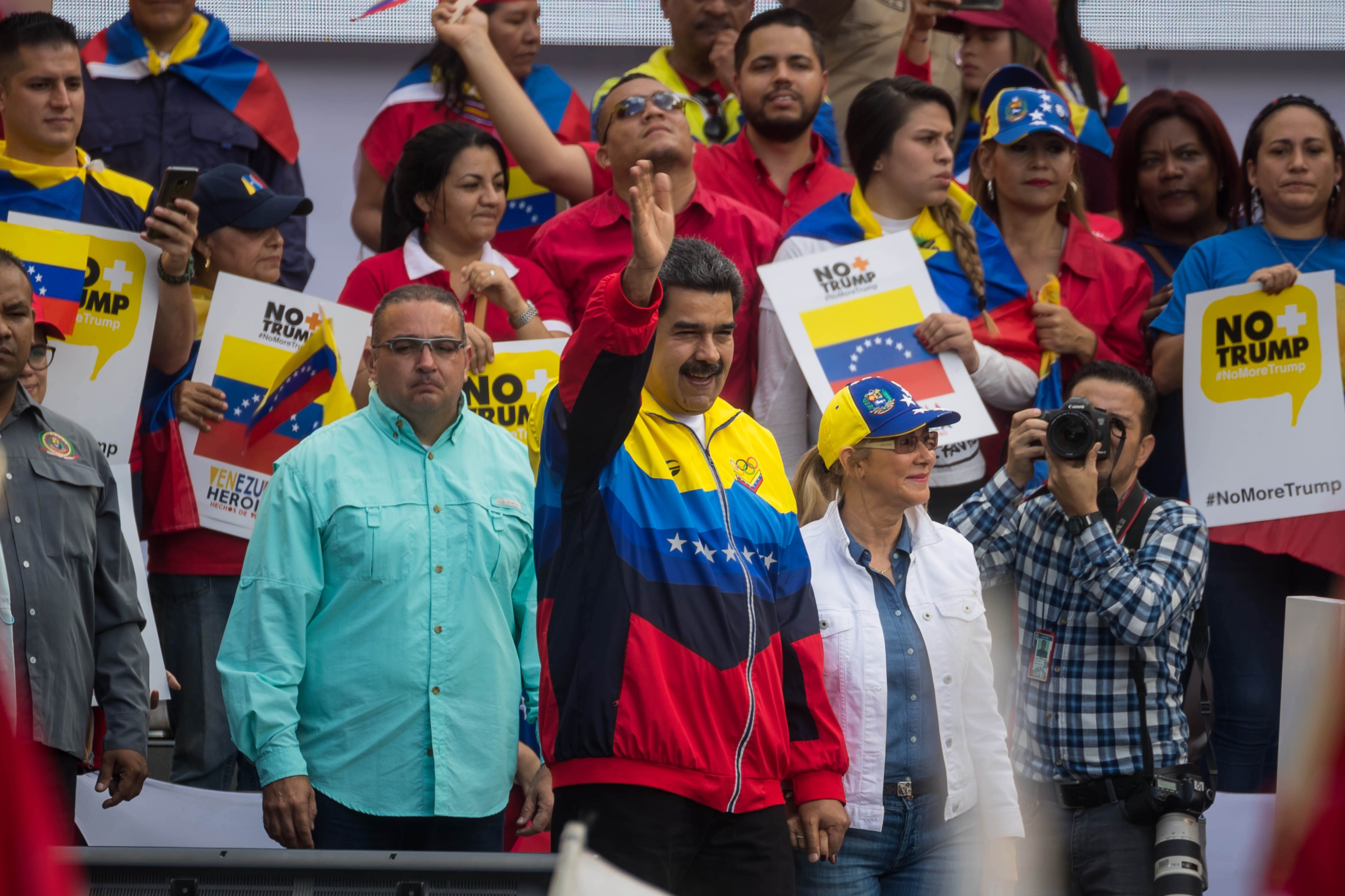 seis ministros-cambios-nicolas maduro-militares-mujeres