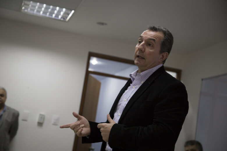 Benigno Alarcón: Oposición tiene que concentrarse en liderar la calle después del 6D