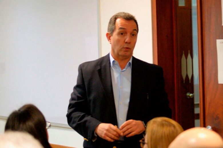 El politólogo Benigno Alarcón habla de una Asamblea Nacional paralela