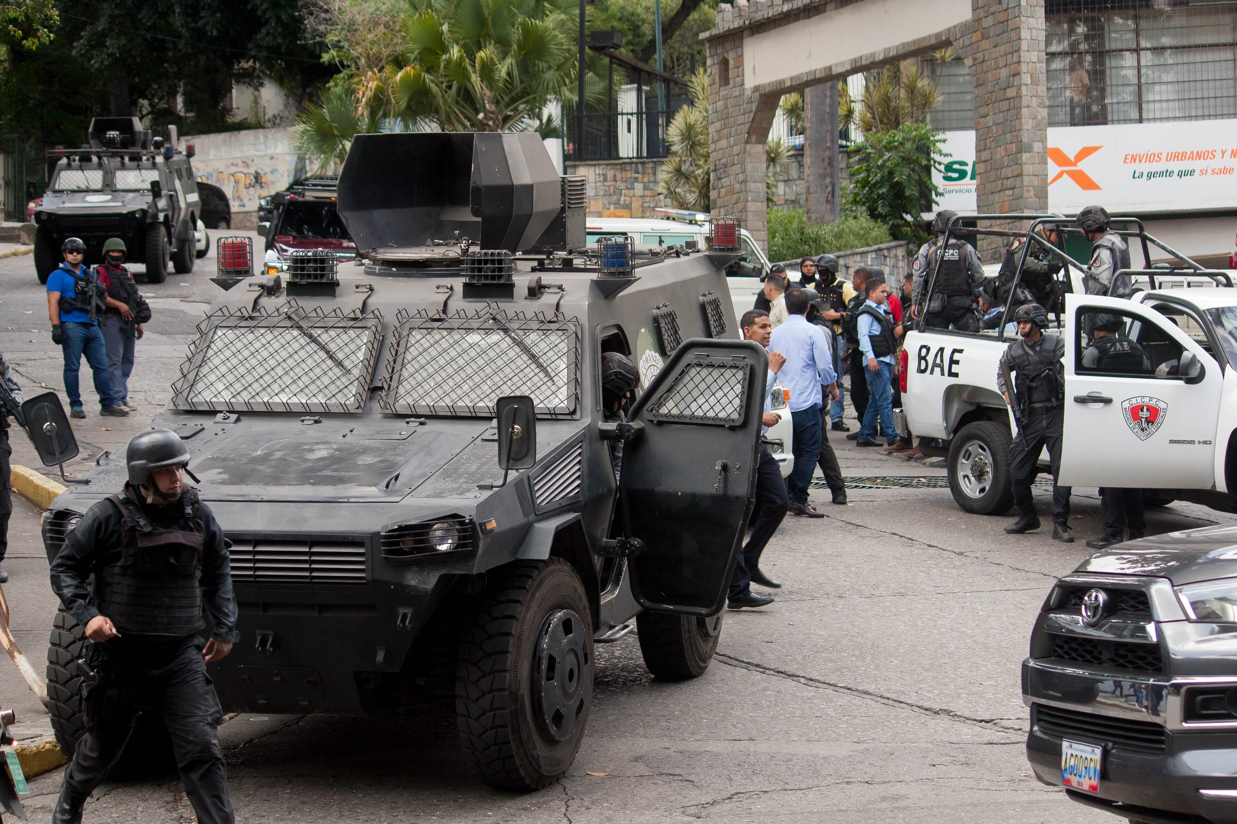 “No teníamos las armas para combatirlos”, qué pasó en la Cota 905