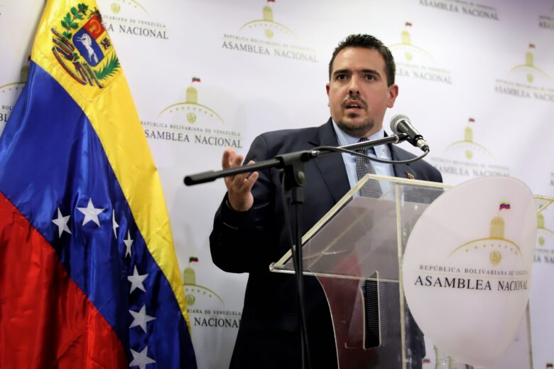 Stalin González llama a preservar el voto "para alcanzar el cambio en Venezuela"