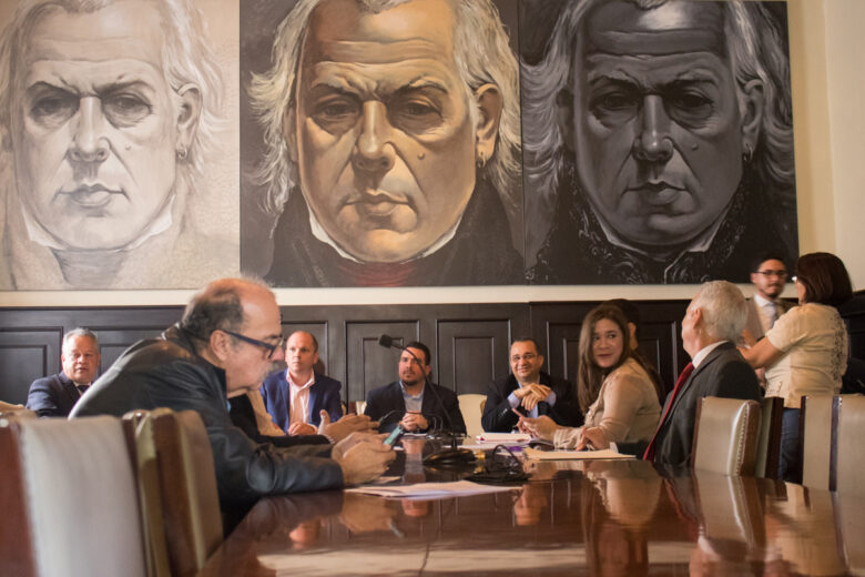 Actores políticos deben extremar esfuerzos de negociación por un CNE institucional #ConLaLuz