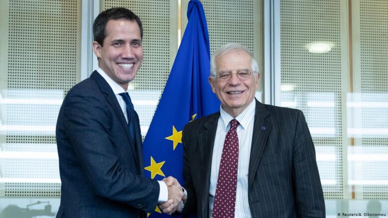 Juan Guaidó buscó una negociación a la crisis con su gira en Europa