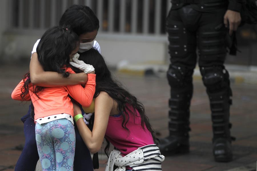 Brechas digitales impiden la educación online de 56% de los estudiantes en Venezuela 3 Brechas digitales impiden la educación online de 56% de los estudiantes en Venezuela