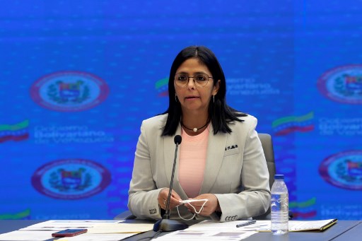 Cobrarán aranceles de importación y privilegiarán compras nacionales, dice Delcy Rodríguez