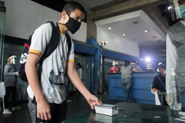 Voto Joven insta a participar en recta final de la jornada del Registro Electoral