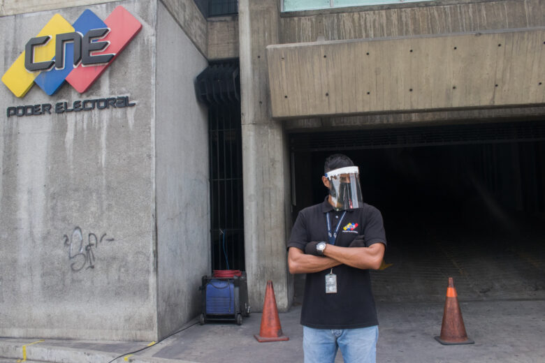 Voto Joven impugna tres candidaturas al CNE