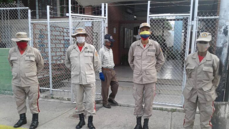 Reportan que medidas de bioseguridad son deficientes en puntos de Registro Electoral