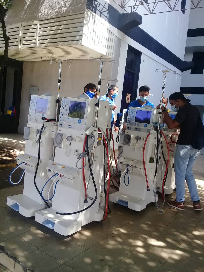 Más de 60 pacientes renales en riesgo por cierre de unidad de diálisis en Bolívar