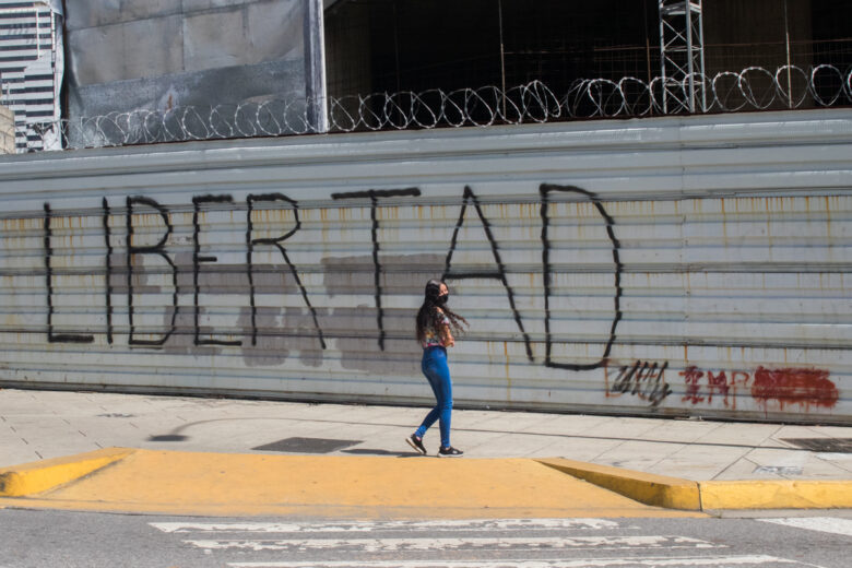 A 200 años de la batalla de Carabobo, la República “pende de un hilo”