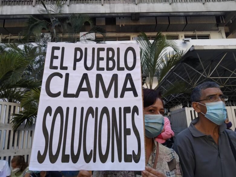Sociedad civil apela al “diálogo social” para construir una salida a la crisis #VenezuelaConversa