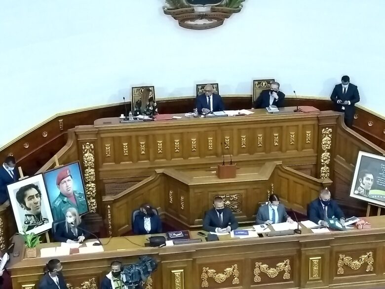 Nuevo CNE, leyes comunales y un intento de diálogo: seis meses de AN con mayoría Psuv