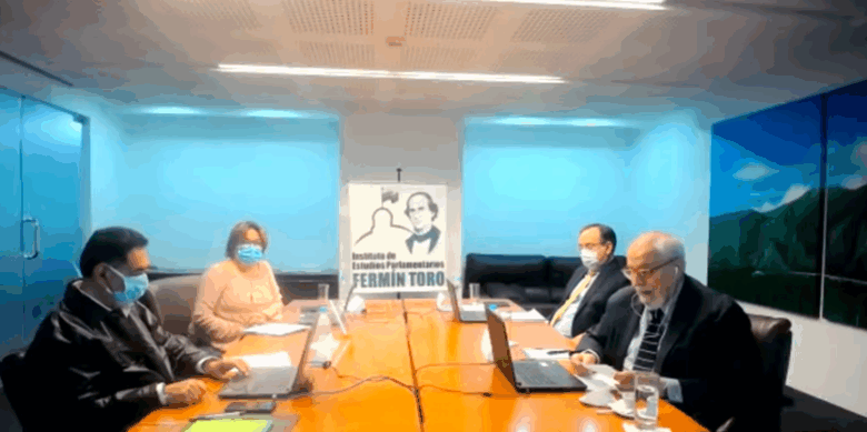 La Ley de Ciudades Comunales conducirá a mayor centralismo y concentración del poder, sostienen expertos