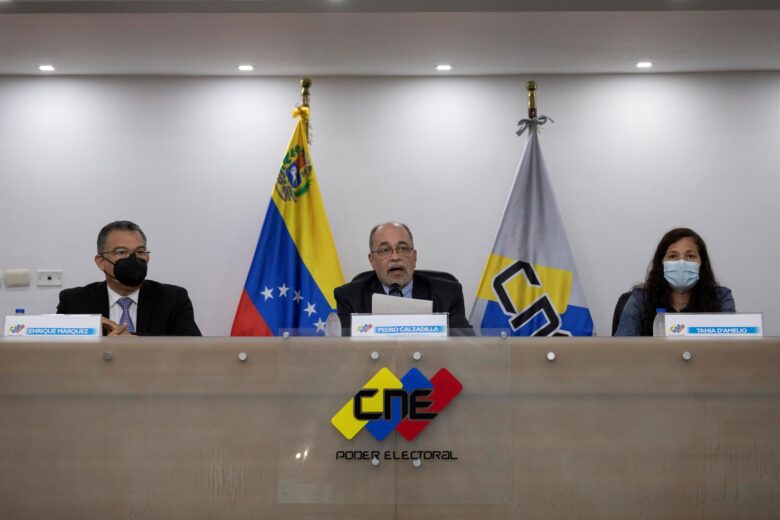 Rectores del CNE piden al Plan República entregar actas de resultados en Barinas