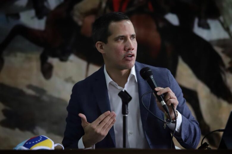 Guaidó agradece al canciller de Canadá su respaldo tras una reunión virtual