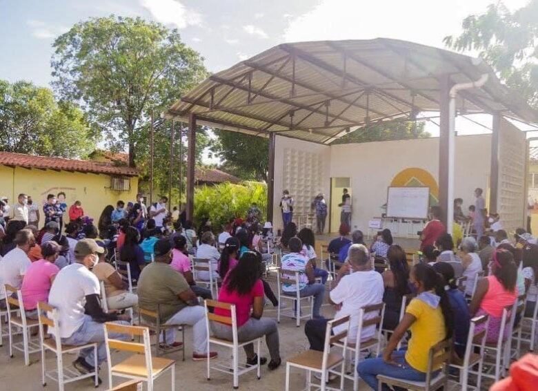 Asambleas de UBCH en Caracas pasaron factura a Erika Farías y jefes de Clap