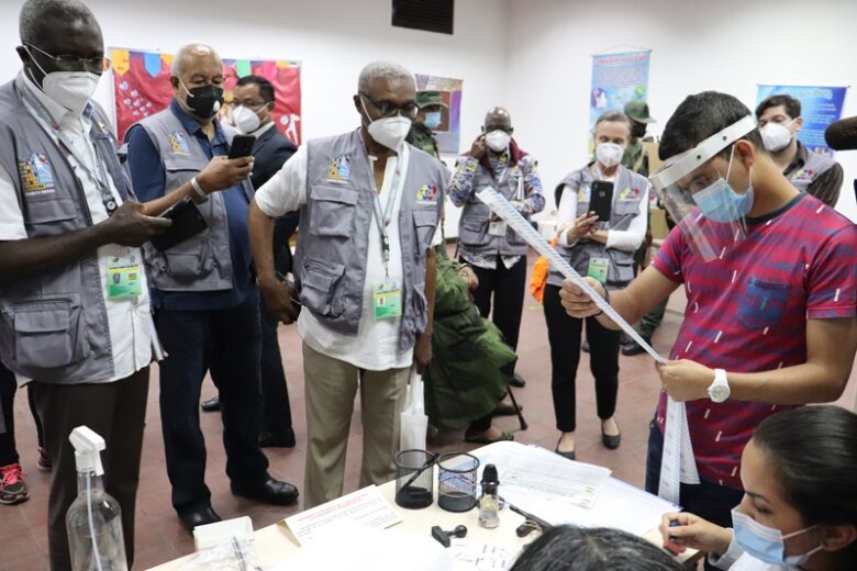 Advierten que resolución excepcional del CNE discrimina a observadores nacionales