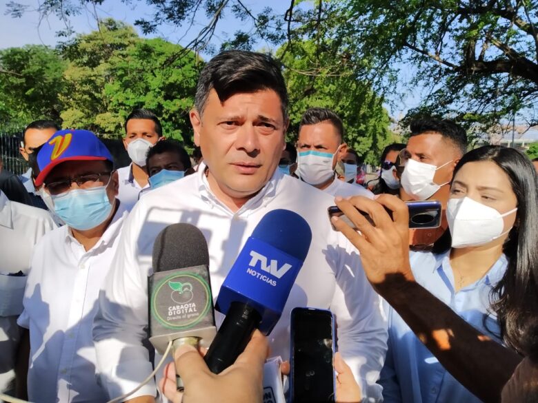Superlano asegura que afluencia de votantes en Barinas aumenta en comparación con el 21Nov