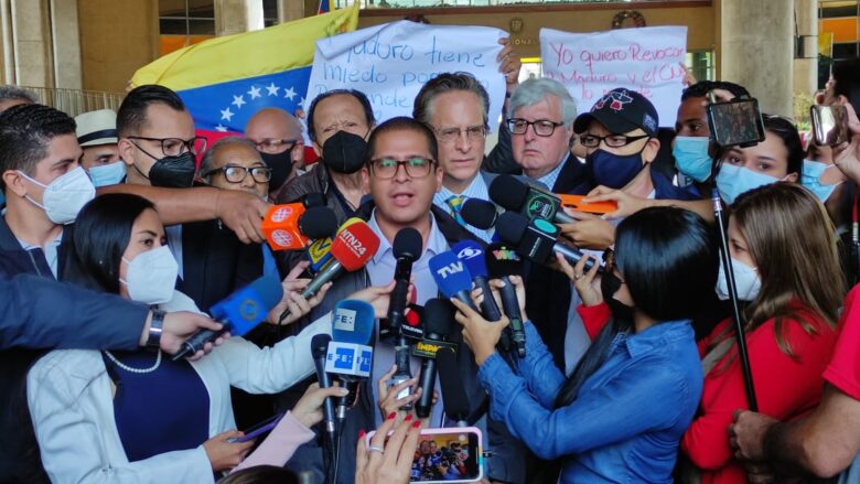 Mover: No estamos llamando a firmar este 26Ene porque rechazamos cronograma de revocatorio