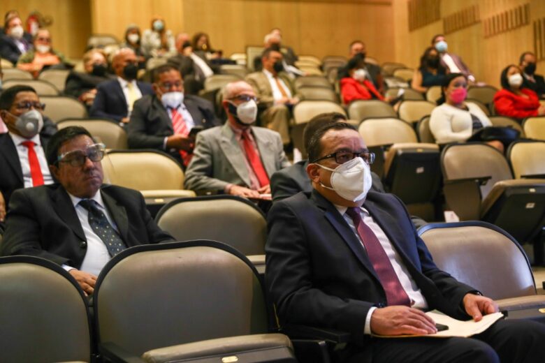 Lista de postulados al Tribunal Supremo de Justicia bajó a 271 candidatos