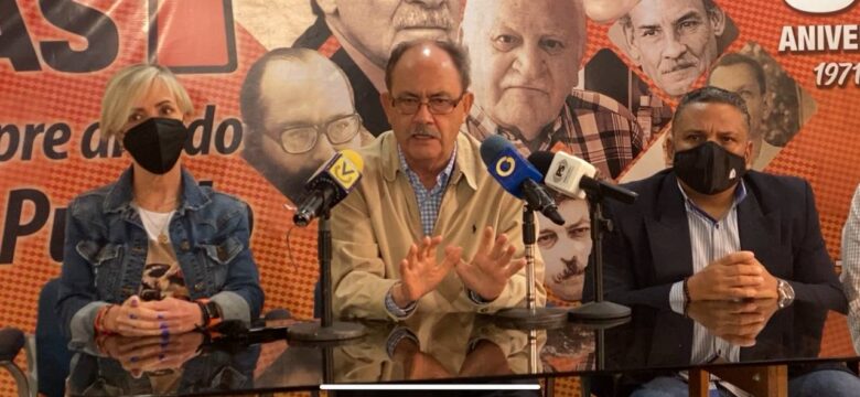 «Gobierno y oposición tienen un discurso poco claro sobre el diálogo», advierte Felipe Mujica