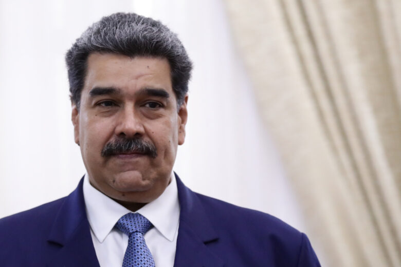 Maduro propone que científicos extranjeros den clases en Venezuela