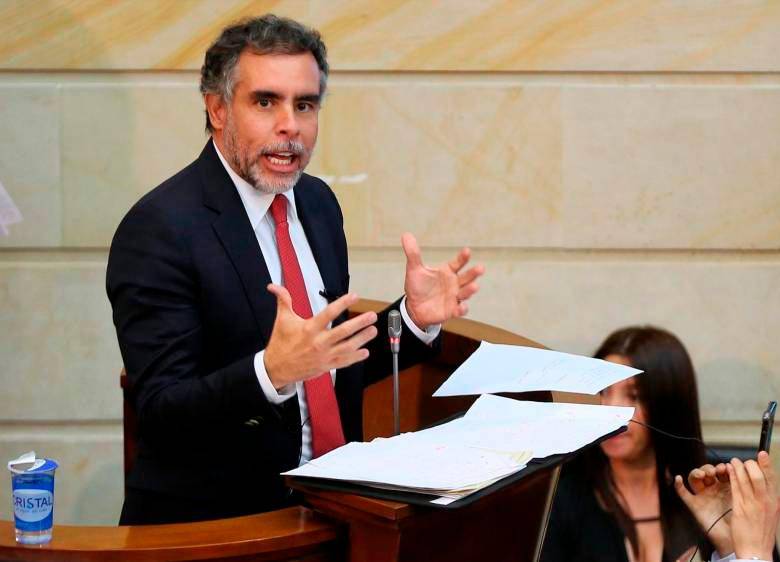 Embajador de Petro afirma que hay que devolver Monómeros a Maduro