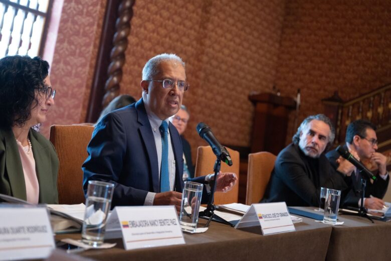 Colombia crea un grupo de trabajo para reapertura de la frontera con Venezuela