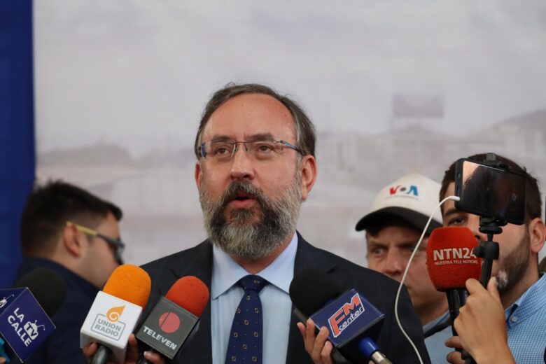 Casal: La captahuella no se usaría para levantar listas de opositores que participen en la primaria