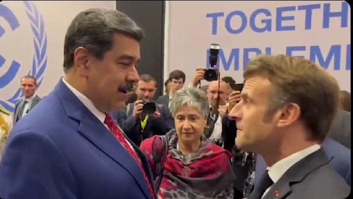 Macron y Maduro conversan en Egipto