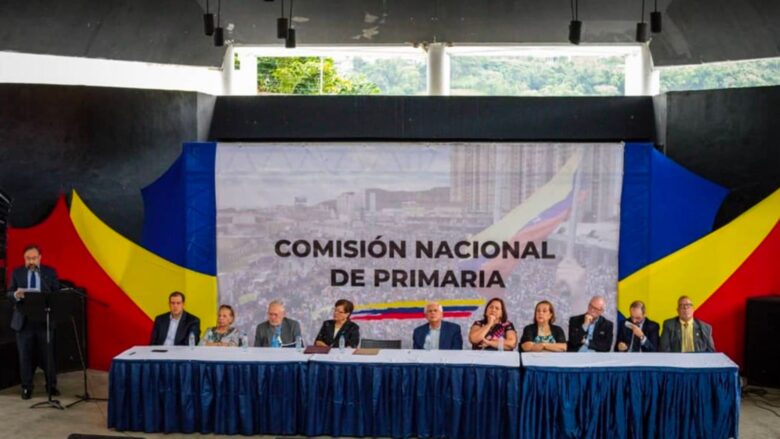 Mecanismo propuesto por la Comisión de Primaria para el voto en el exterior “es el más factible”, según experto