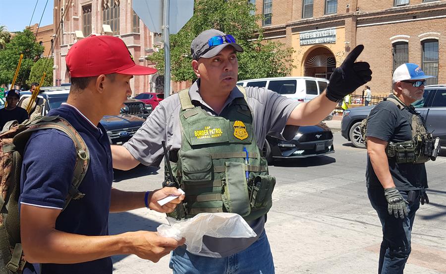 Estados Unidos anuncia que abrirá 100 centros regionales de procesamiento para migrantes