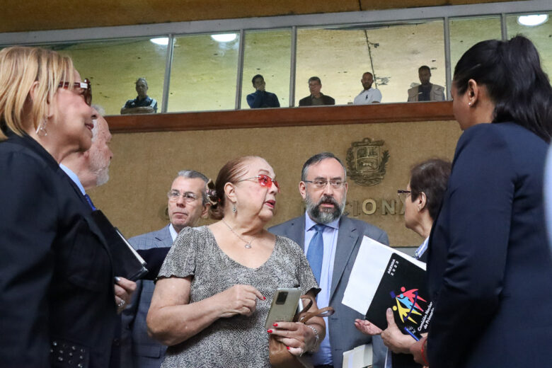 Comisión de Primaria aún actualiza buscador por cambios en centros de votación