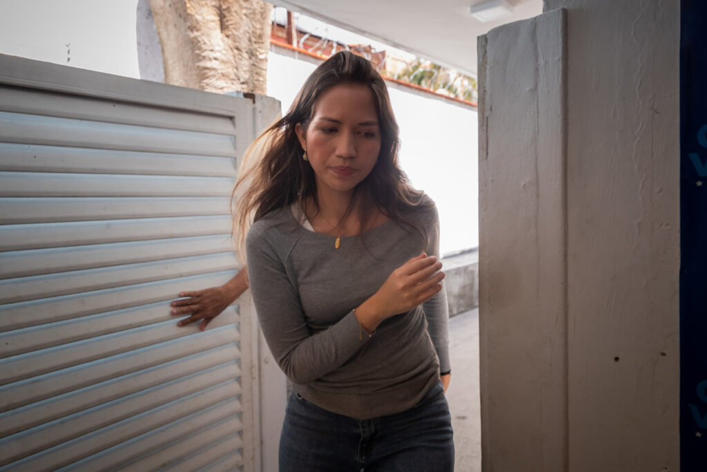 Opositores rechazan órdenes de detención contra tres colaboradores de María Corina Machado