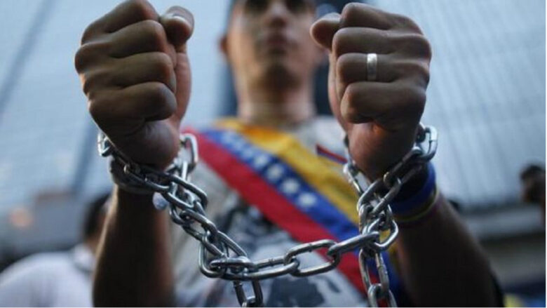 Hay una mujer entre los detenidos