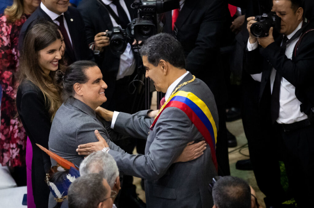 Maduro rinde cuentas de su gestión durante 2023 y los planes para 2024 antes la Asamblea Nacional