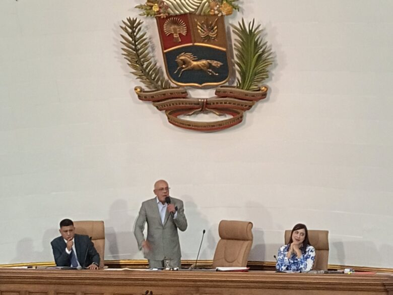 Jorge Rodríguez: “Ojalá le metan 30 años de cárcel al traidor de Samark López y a El Aissami