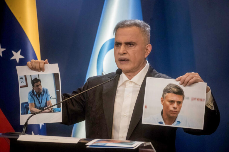 Reacomodo, bajar tensiones por amnistía y tutelaje de EEUU: lo que llevó a la salida de Tarek William Saab