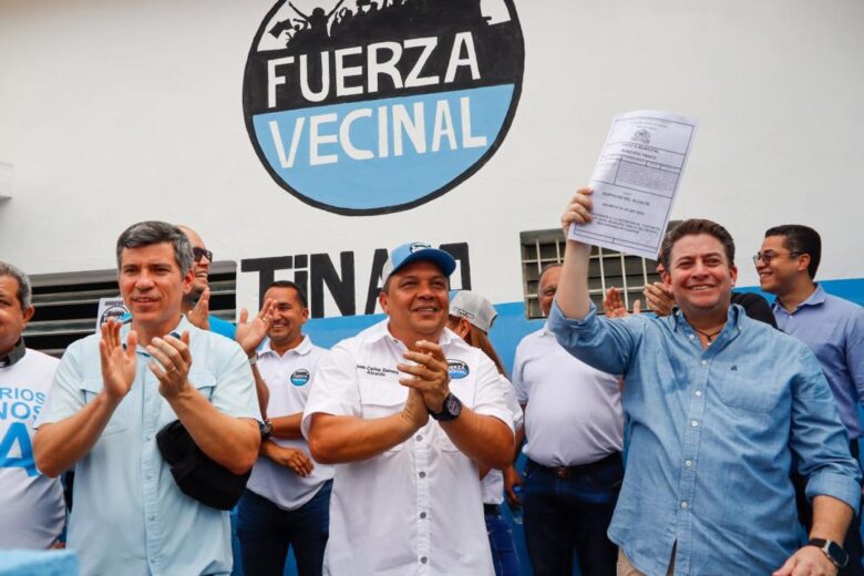 ¿Quién es el alcalde de Tinaco que se unió a las filas del Psuv?