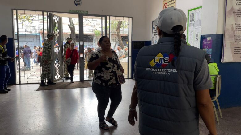 En regiones de Venezuela también se activaron para el ensayo electoral