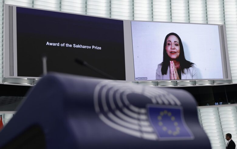 Machado pide apoyo de Portugal cuando gobierno de Maduro está "más débil que nunca"