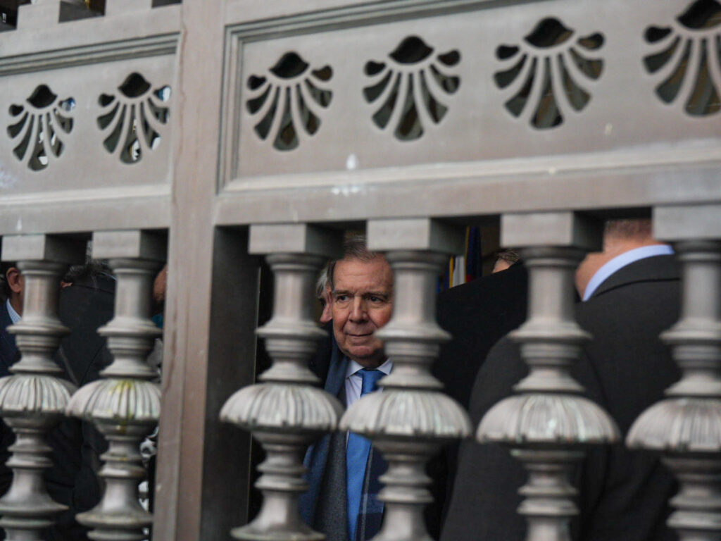 Edmundo González Urrutia