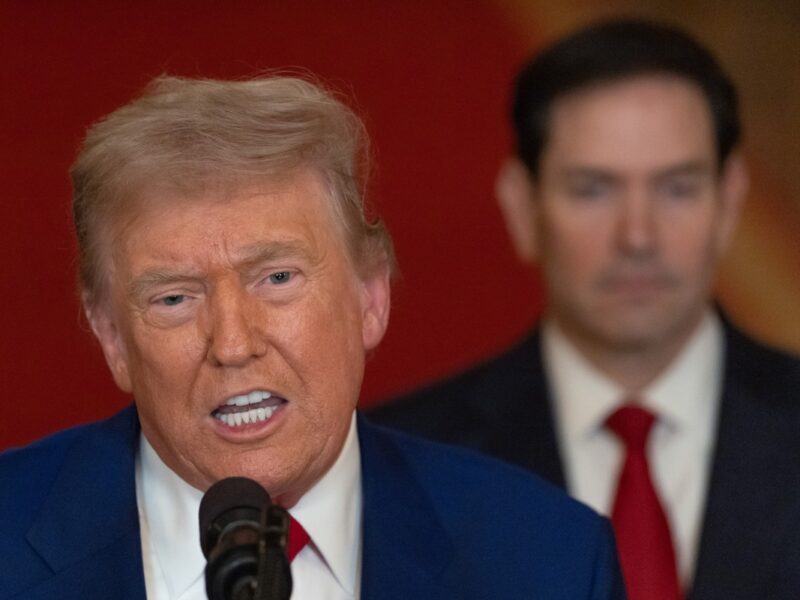 Senado de EEUU aprueba plan fiscal de Trump y lo devuelve a la Cámara Baja para voto final