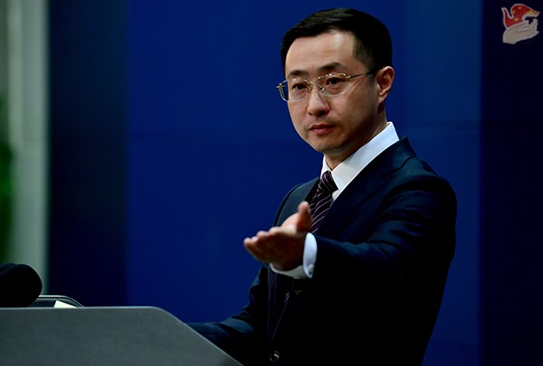 China dice que acciones de EE.UU. en el Caribe "amenazan la paz y la seguridad regionales"